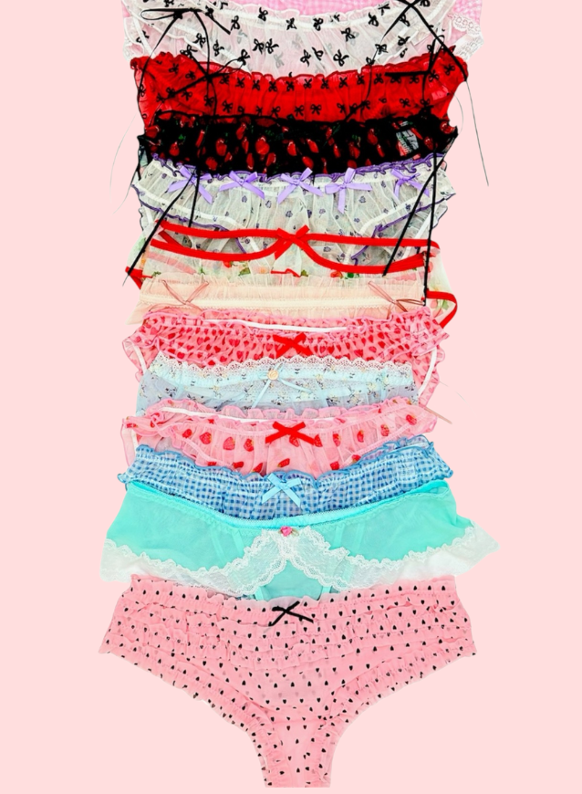 Milanblocks Unique Pieces Lace & Ruffle Lingerie Sample Sale