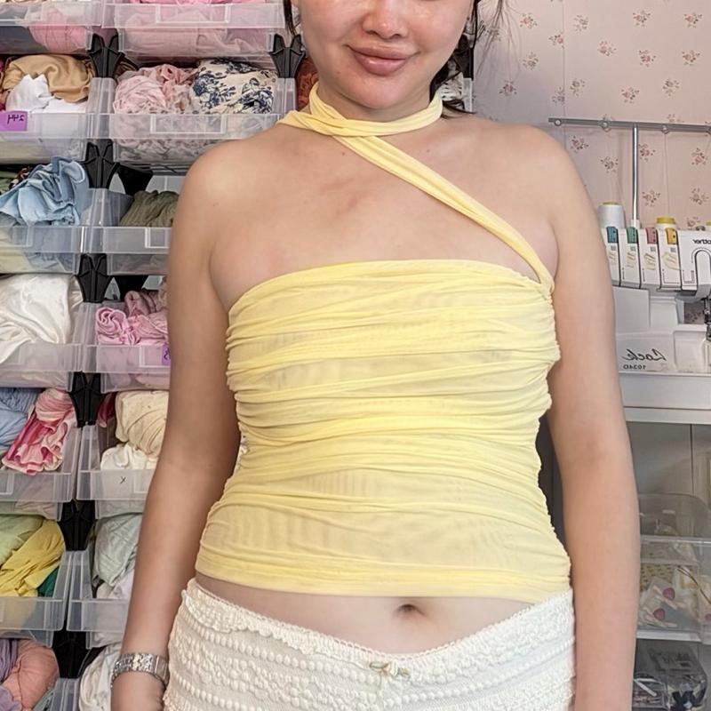 MilanBlocks coquette Womenswear Short Tops Sleeveless Minimalist soft girl cami top sample sale